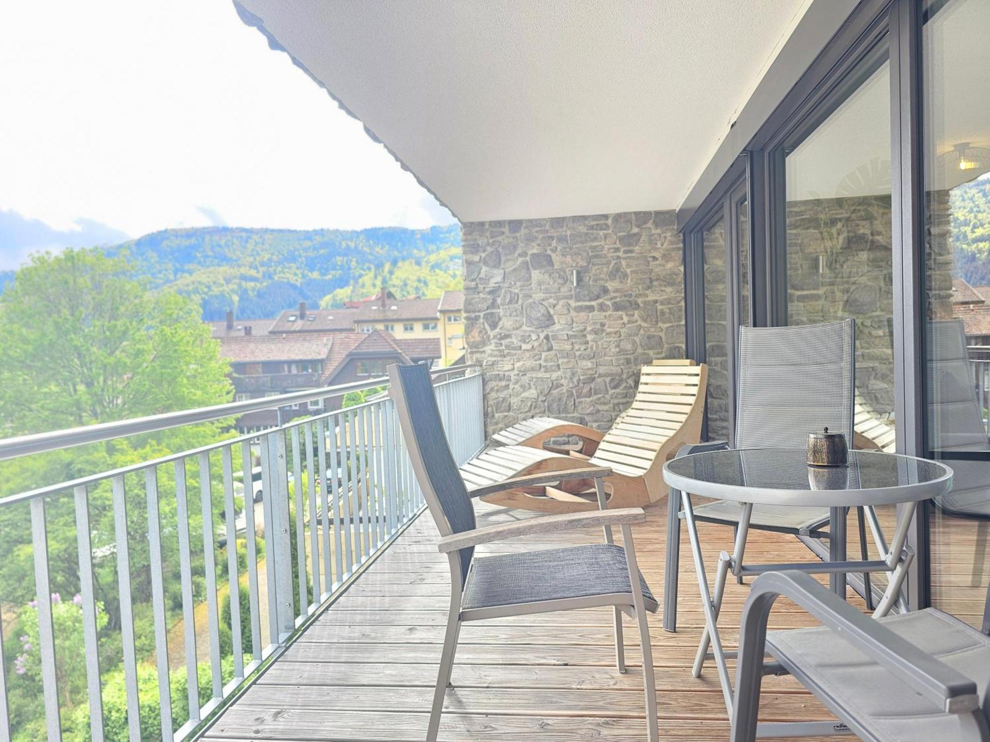 Black Forest I Sauna Auf Dem Balkon I Boxspring I Nespresso I Ausblick I Wasserfaelle Im Ort Тодтнау Экстерьер фото
